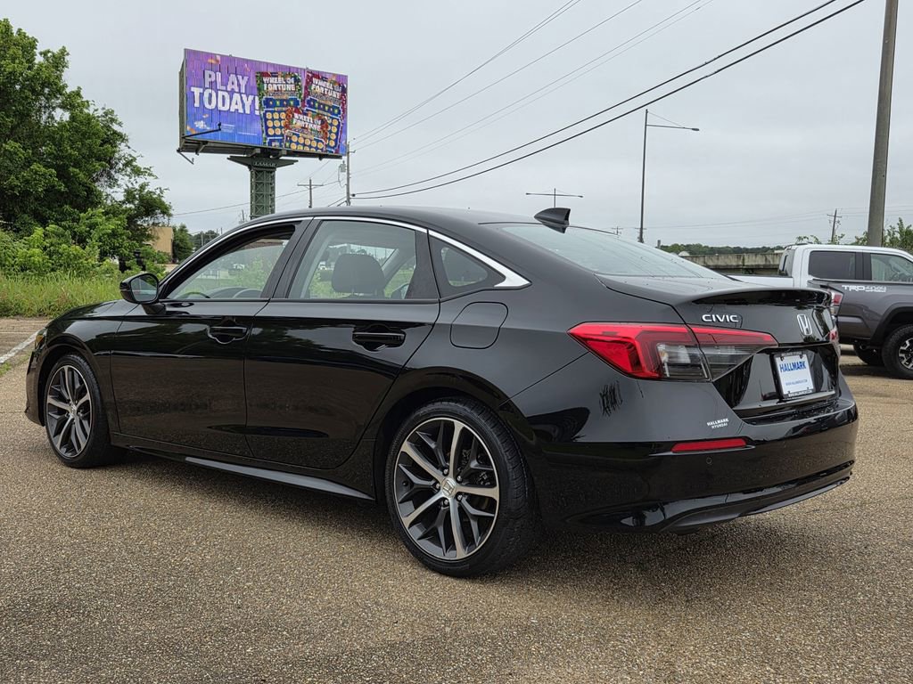 Used 2024 Honda Civic Touring image 6