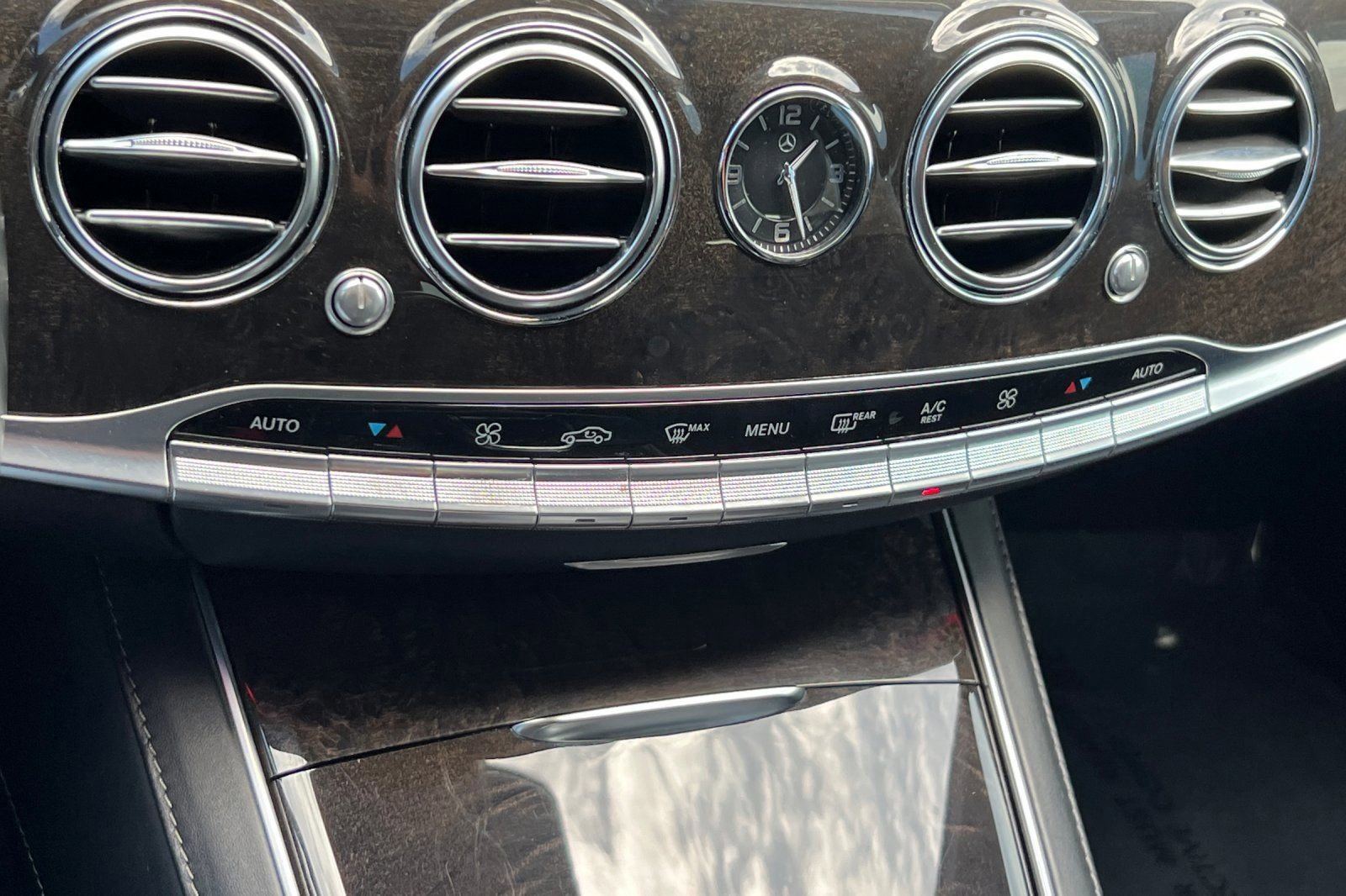 Used 2015 Mercedes-Benz S 550 Sedan image 22