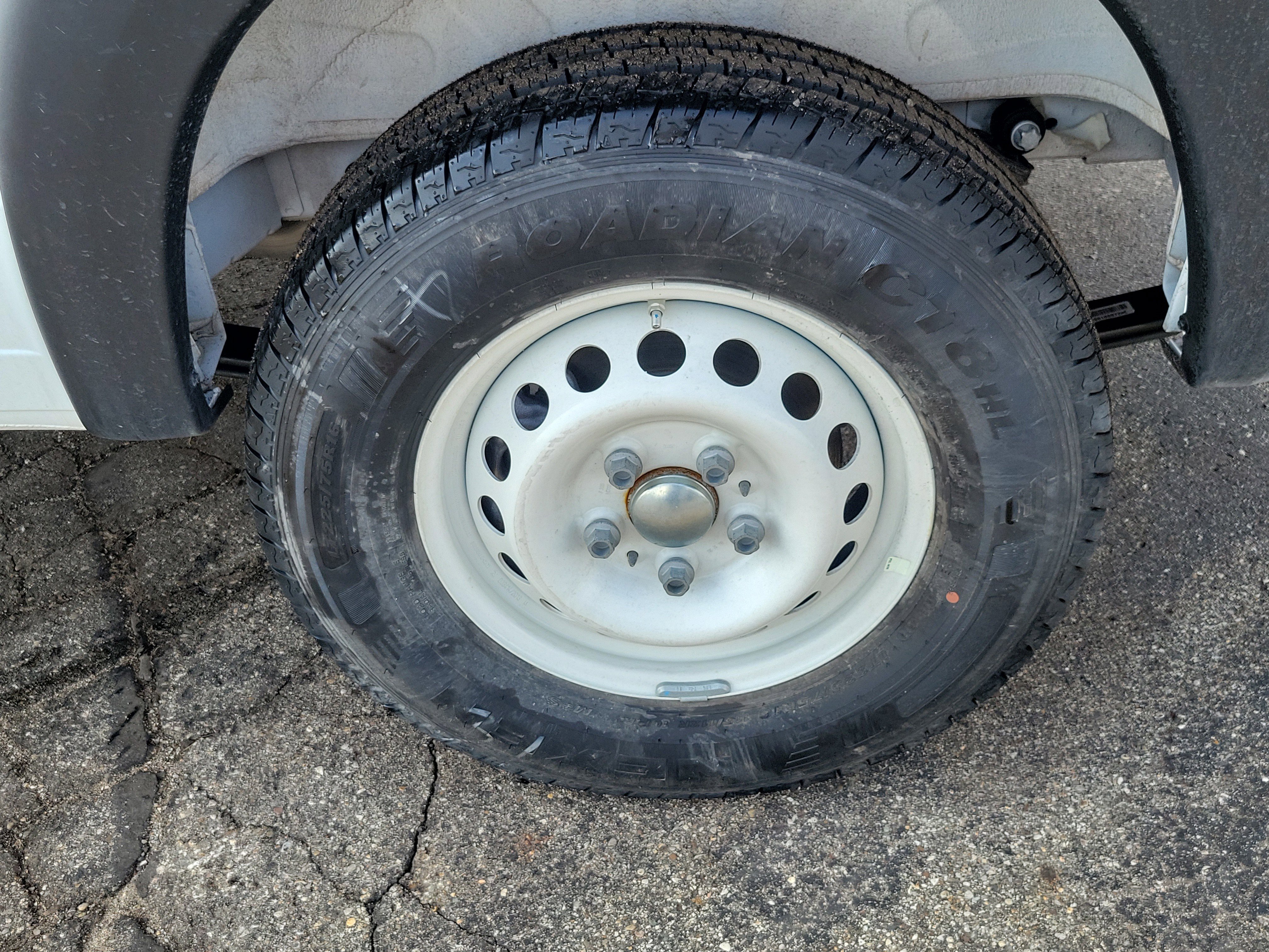 Used 2025 RAM ProMaster 2500 w/ Storage Group image 5