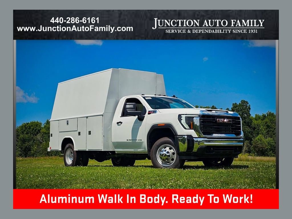 New 2025 GMC Sierra 3500 Pro w/ Convenience Package