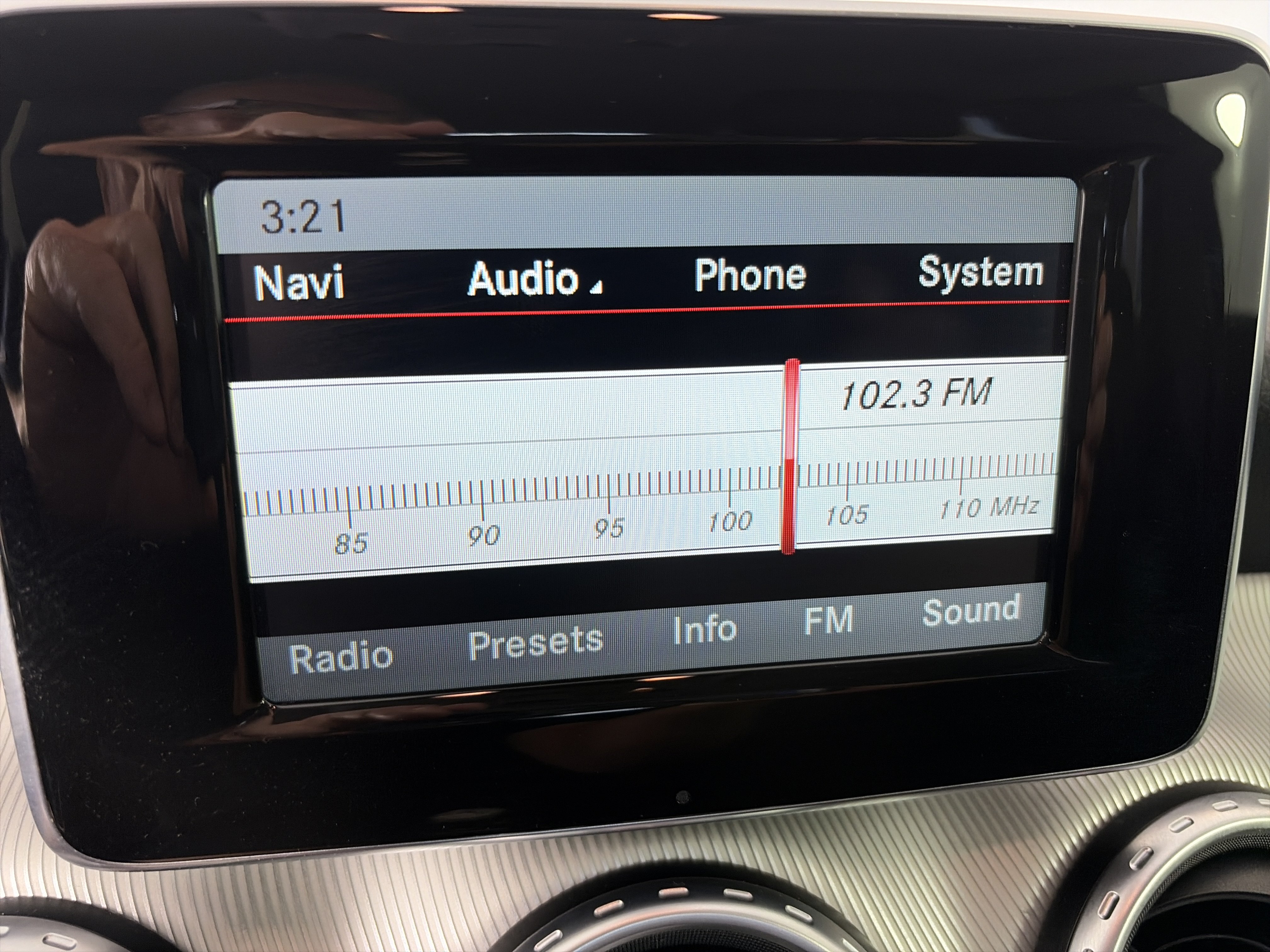 Used 2015 Mercedes-Benz GLA 250 4MATIC image 18