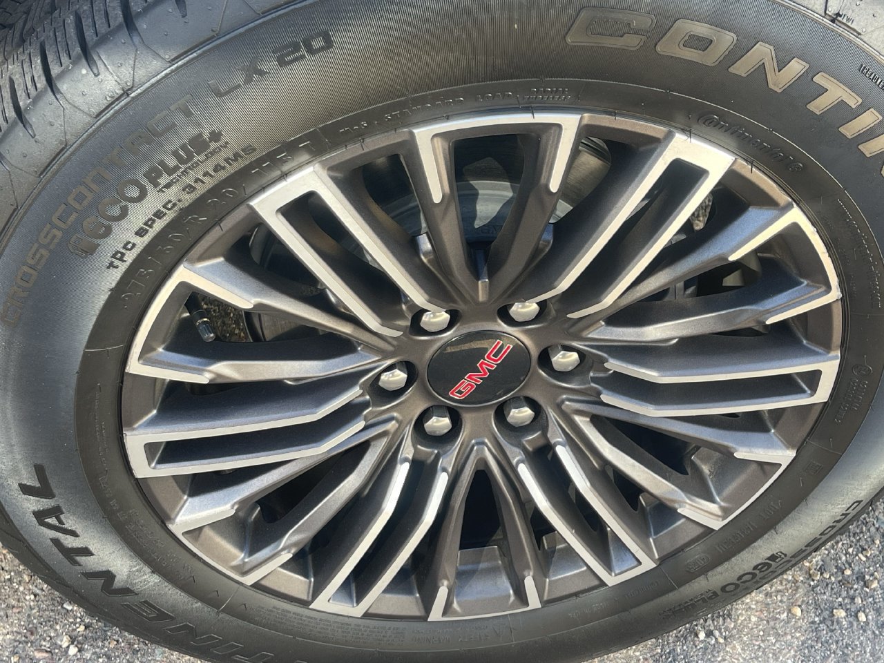 Used 2026 GMC Yukon Elevation RWD image 10