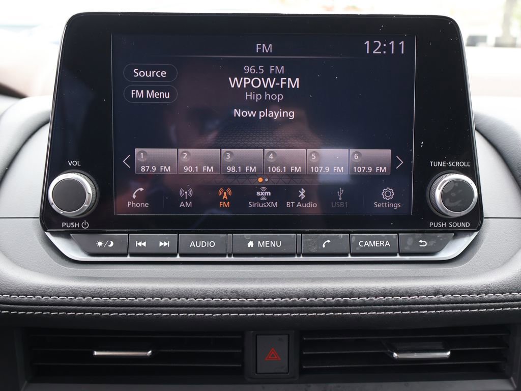 Used 2023 Nissan Rogue SV FWD image 43