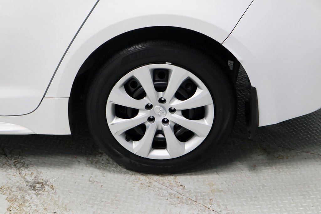 Used 2024 Toyota Corolla LE image 19