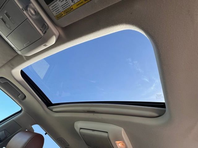 Used 2019 Toyota Sequoia Platinum w/ Carpet Mat Package (TMS) AWD/4WD image 43