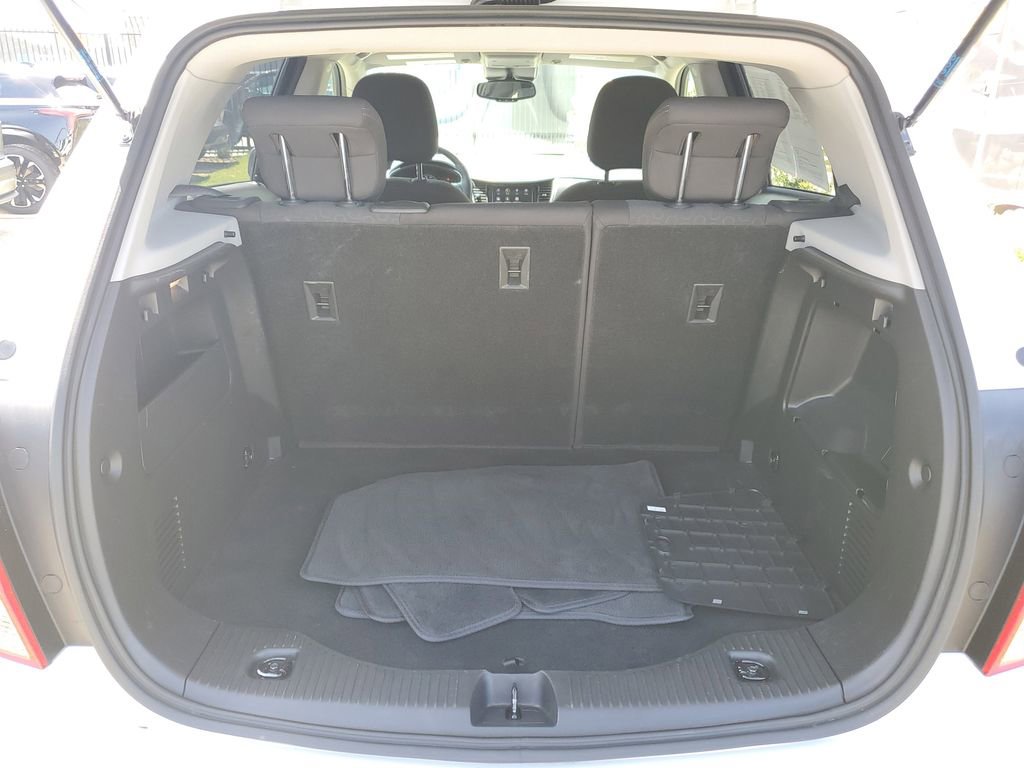 Used 2022 Chevrolet Trax LS w/ Tint and Cruise Package image 8