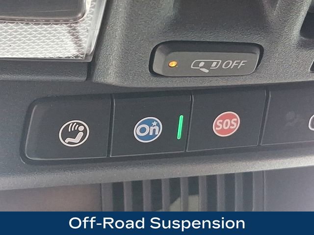 Used 2025 GMC Sierra 2500 AT4 image 14