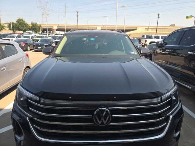 Used 2024 Volkswagen Atlas SE FWD image 3