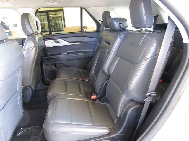 Certified 2025 Ford Explorer Active w/ Active Comfort Package RWD image 25