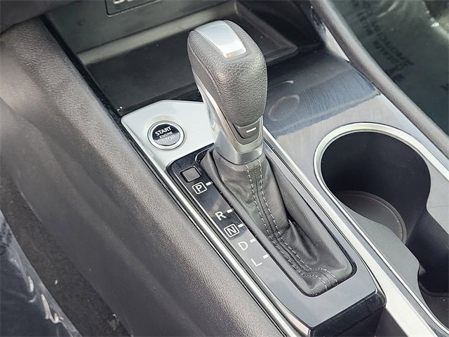 Used 2024 Nissan Altima 2.5 SV image 15