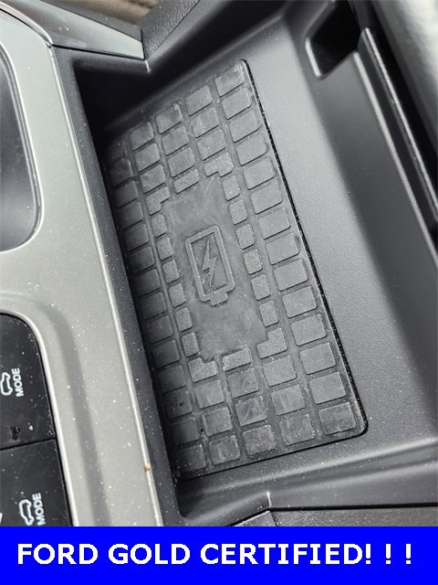 Used 2024 Ford Explorer XLT w/ Equipment Group 202A image 19