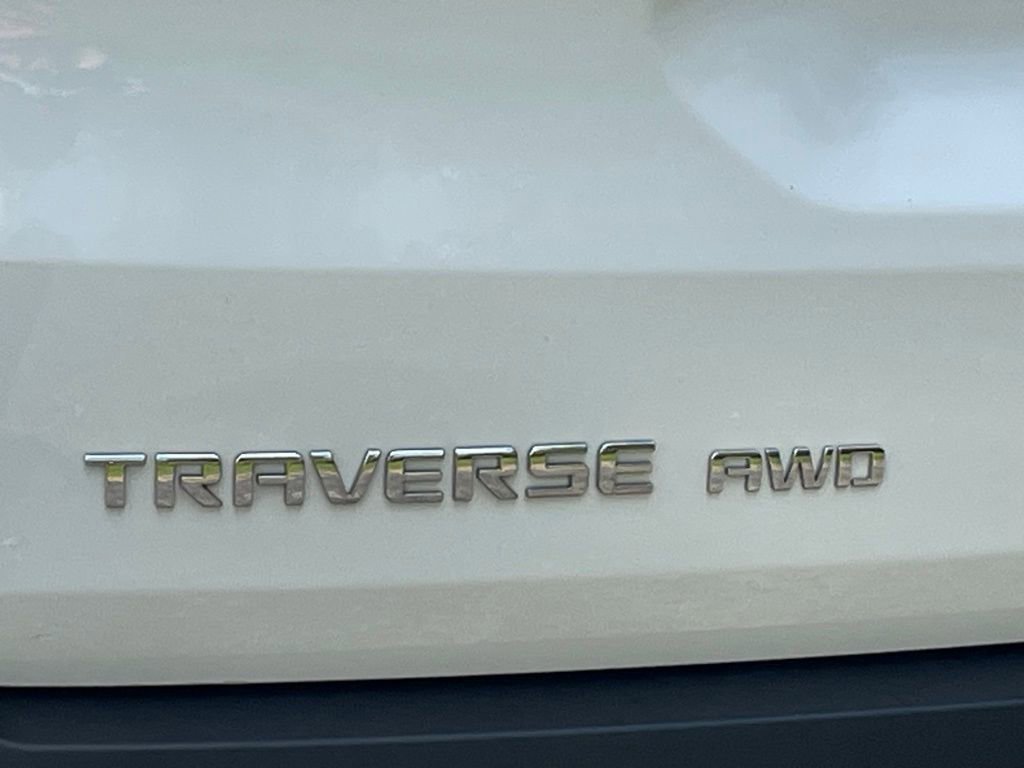 Used 2019 Chevrolet Traverse LT w/ LPO, Floor Liner Package AWD/4WD image 22