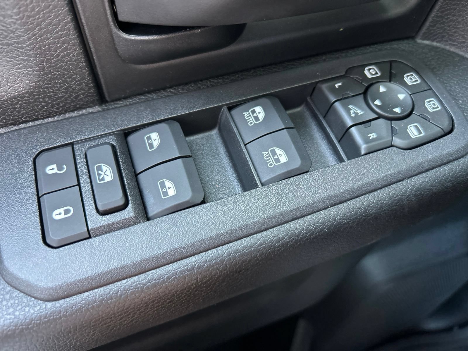 New 2026 RAM 2500 Tradesman AWD/4WD image 24
