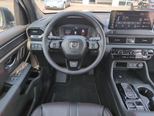 Used 2026 Honda Pilot Black Edition image 19