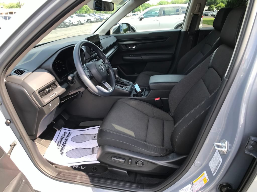 Certified 2025 Honda CR-V EX image 4