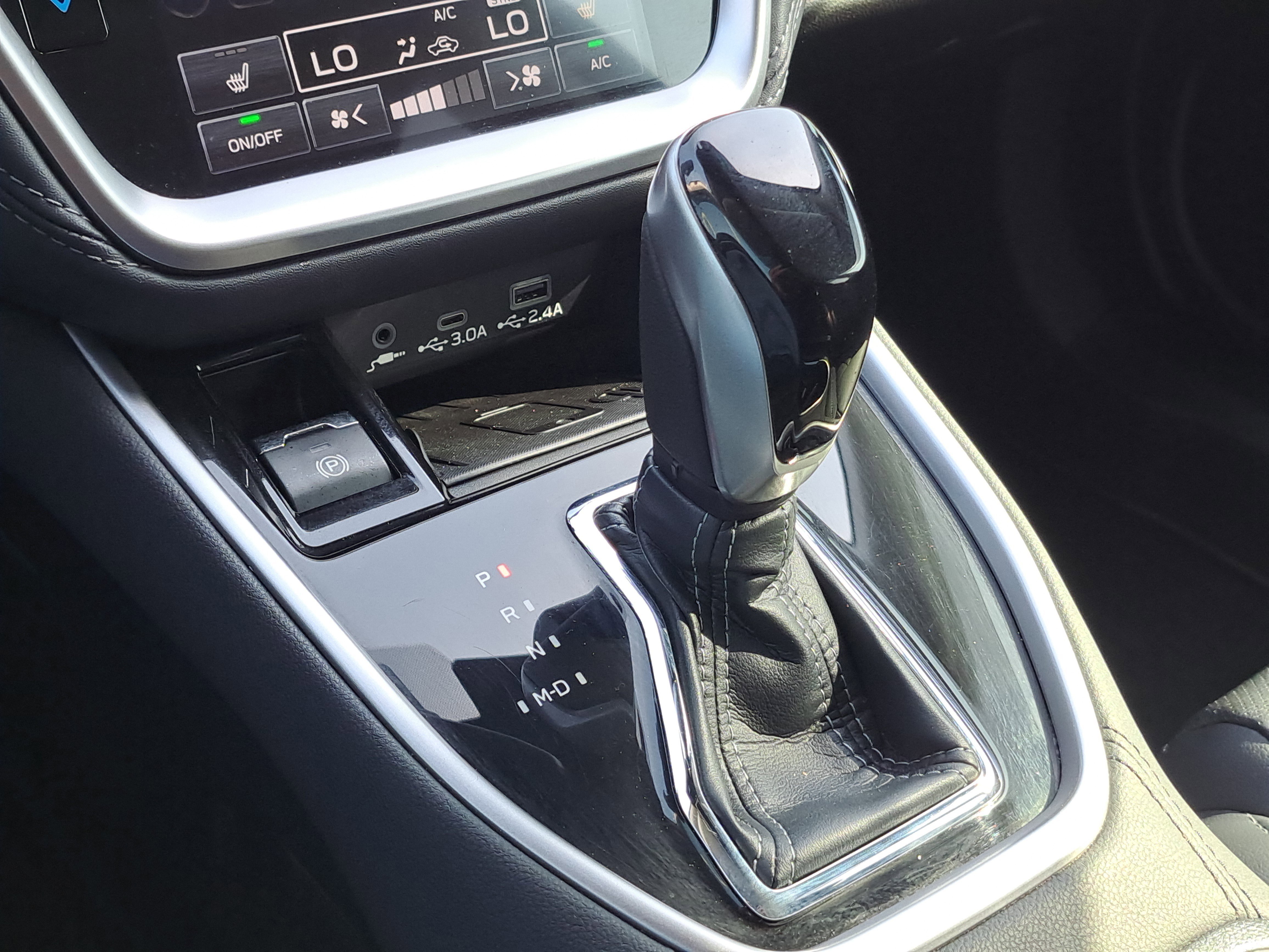 Certified 2023 Subaru Outback Limited XT image 32