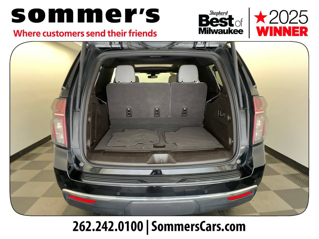 Used 2022 Chevrolet Suburban LT w/ LT Signature Plus Package AWD/4WD image 21