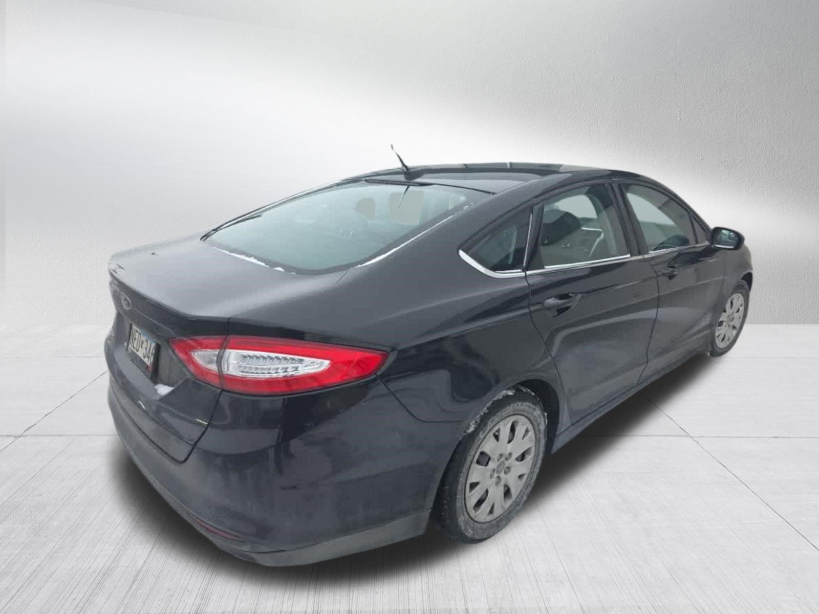 Used 2014 Ford Fusion S video 2