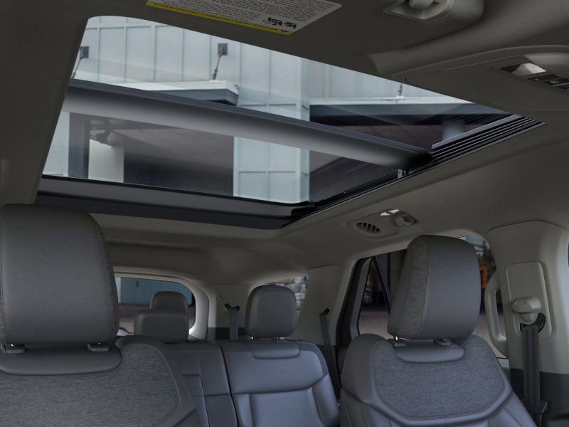 New 2025 Ford Explorer Active w/ Active Comfort Package image 22