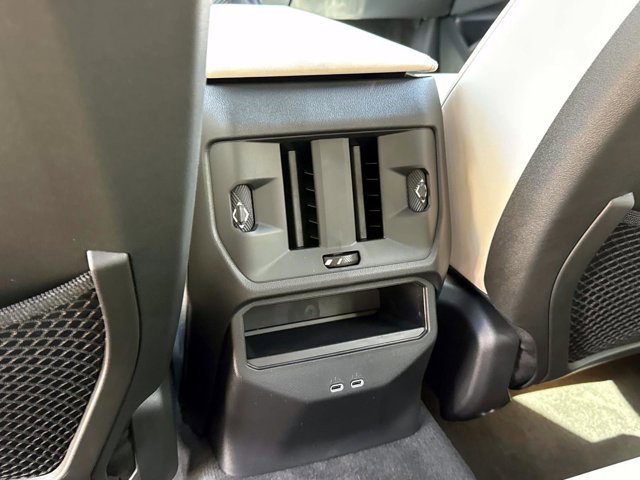 New 2026 BMW X3 xDrive30 w/ M Sport Package image 16