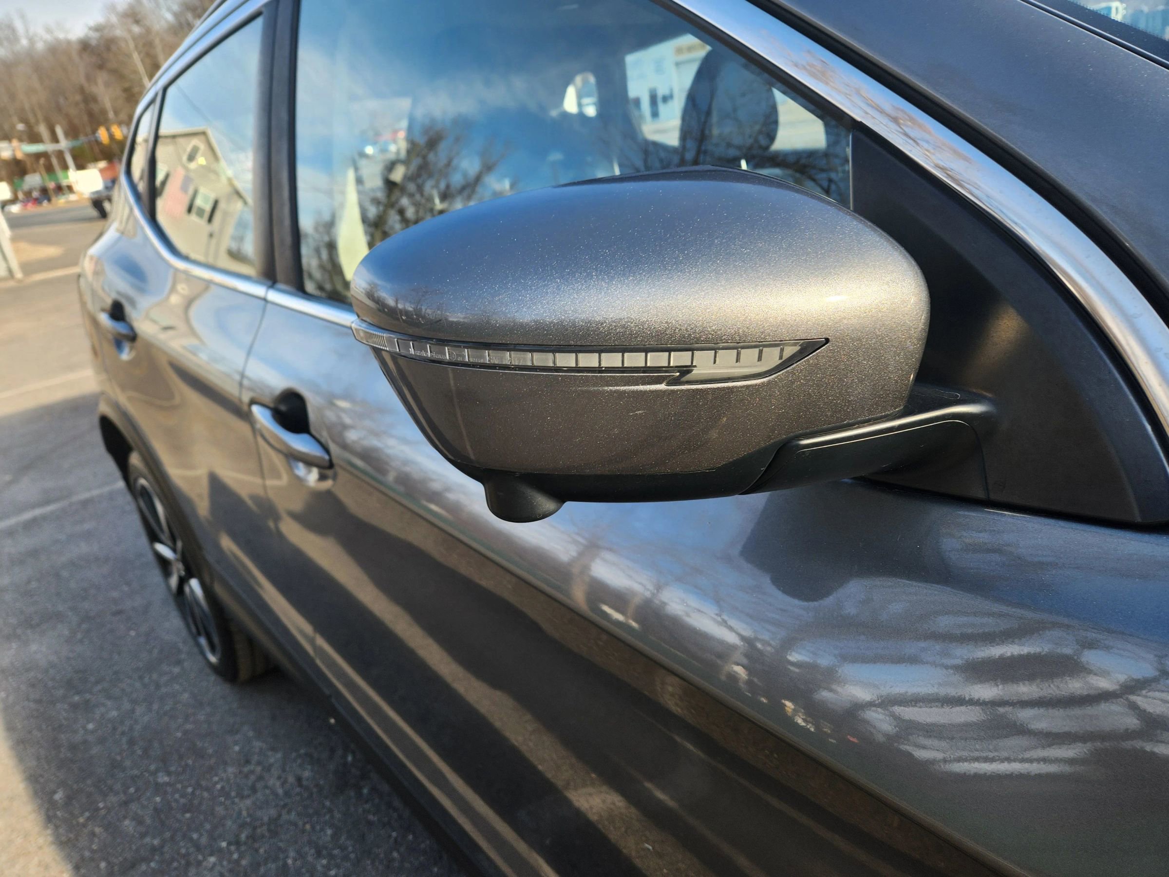 Used 2018 Nissan Rogue Sport SL w/ SL Premium Package image 7