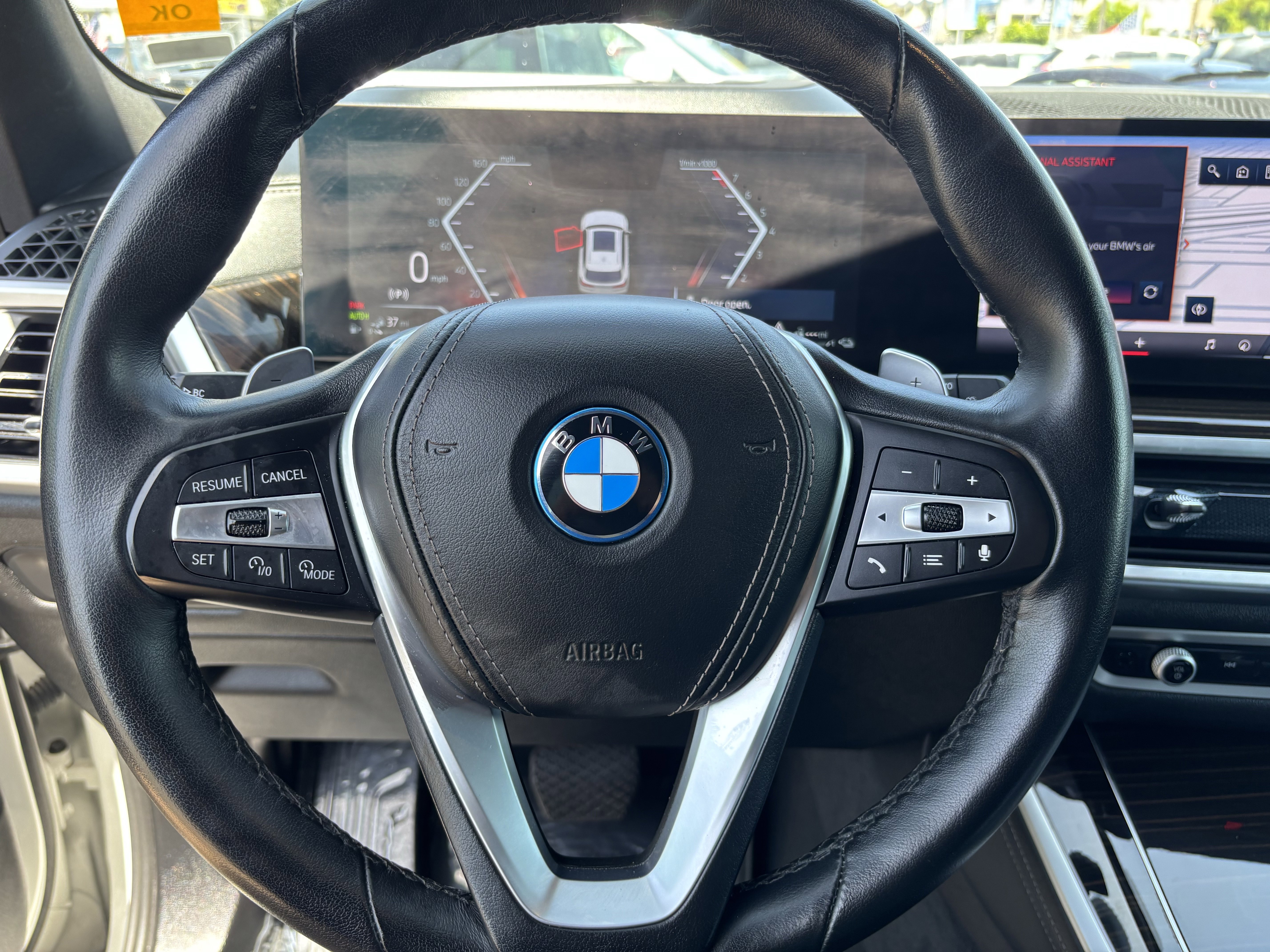 Used 2025 BMW X5 xDrive50e AWD/4WD image 28