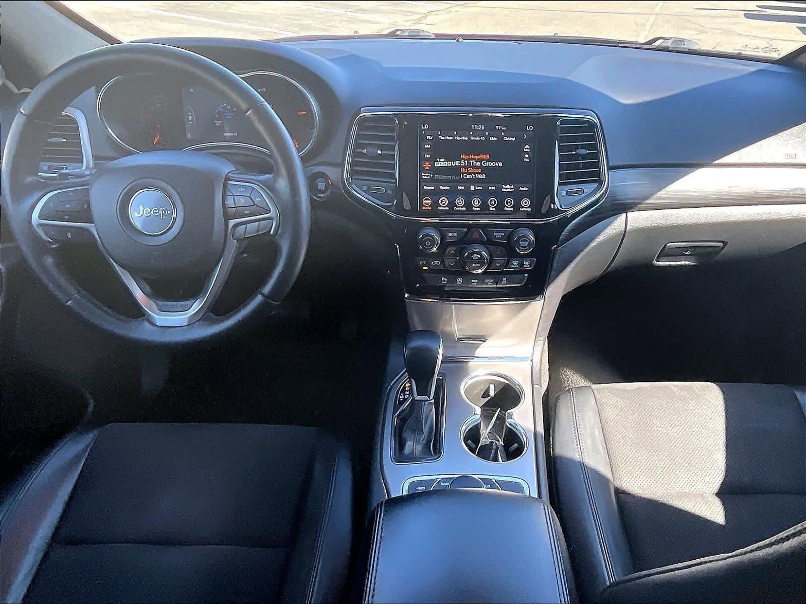 Used 2022 Jeep Grand Cherokee Laredo X image 15