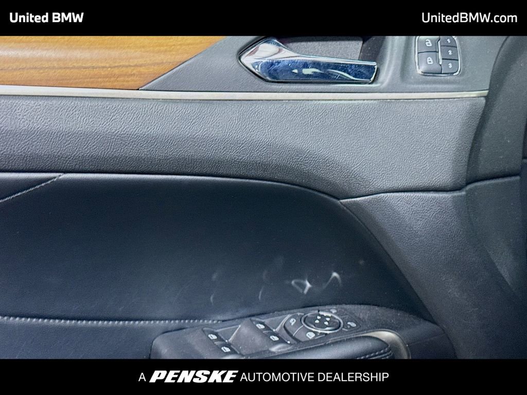 Used 2015 Lincoln MKC AWD w/ Equipment Group 102A Reserve image 3