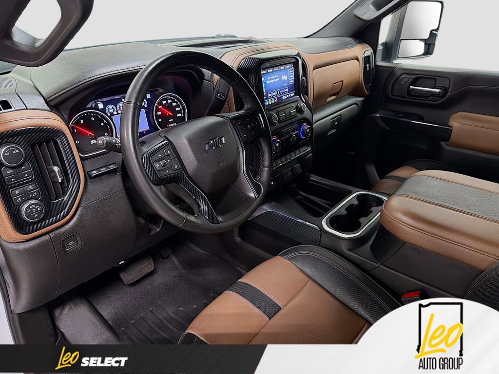 Used 2023 Chevrolet Silverado 3500 High Country w/ Z71 Off-Road Package image 9
