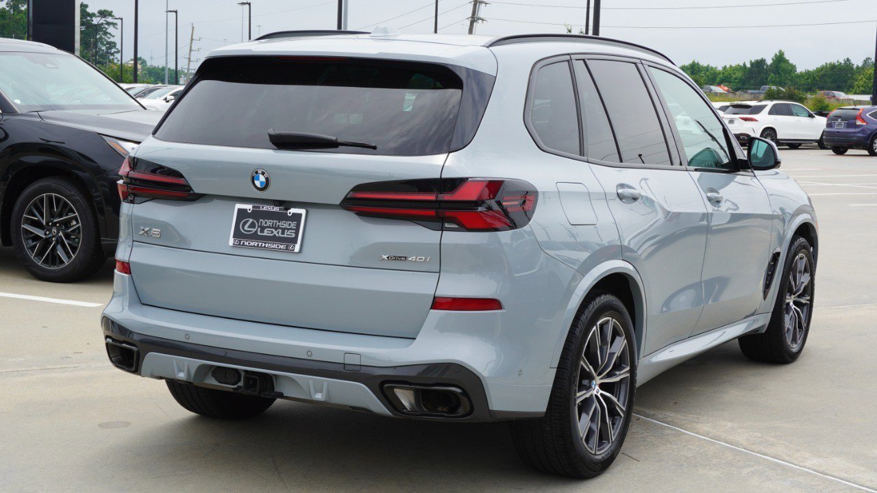 Used 2025 BMW X5 xDrive40i w/ M Sport Package AWD/4WD image 6