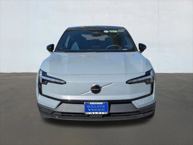 New 2025 Volvo EX30 Plus w/ Protection Package Premier image 4