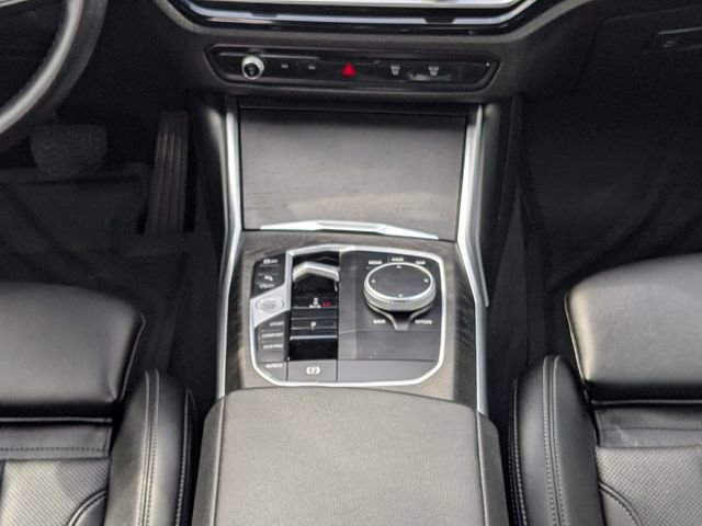 Used 2024 BMW 330i xDrive Sedan w/ Convenience Package image 18