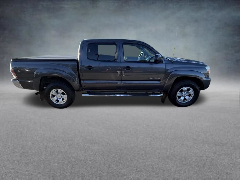 Used 2015 Toyota Tacoma 4x4 Double Cab w/ SR5 Package image 7