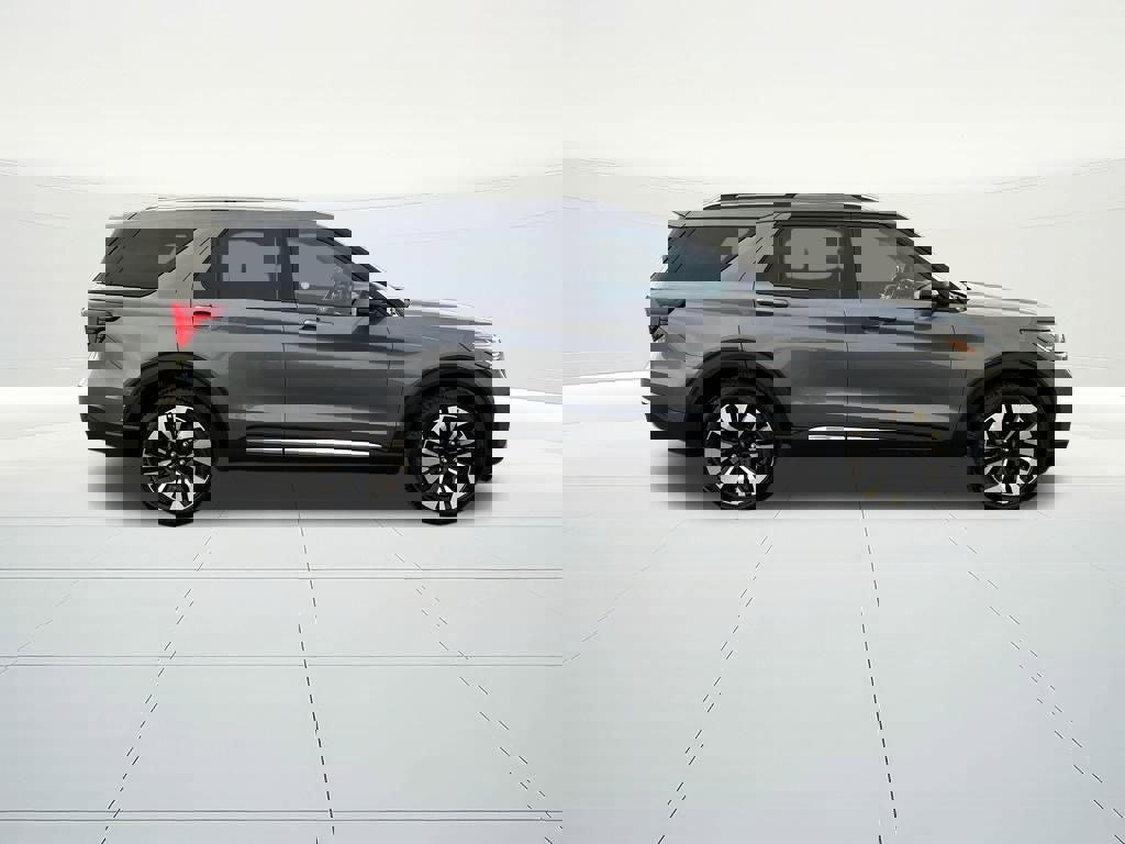 Used 2025 Ford Explorer Platinum w/ LUX Leather Package image 6