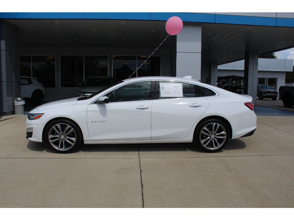 Used 2024 Chevrolet Malibu LT FWD image 2