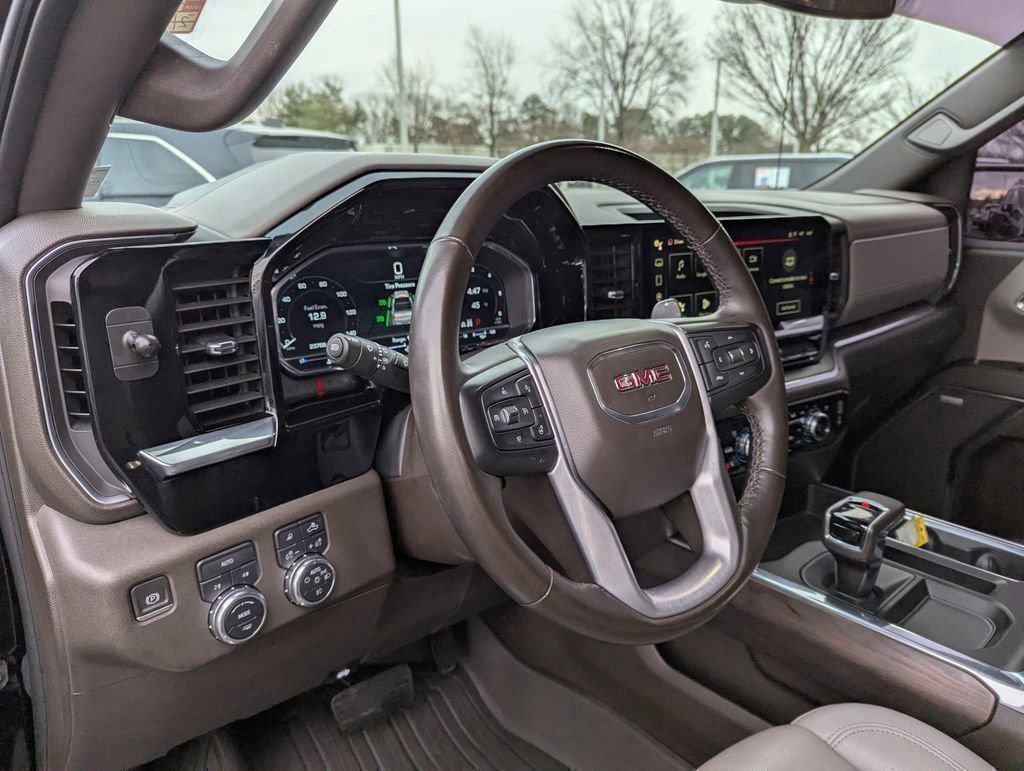 Used 2023 GMC Sierra 1500 SLT w/ SLT Convenience Package image 12
