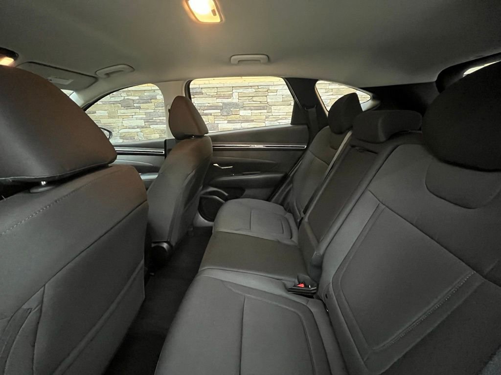 Used 2024 Hyundai Tucson SE image 31