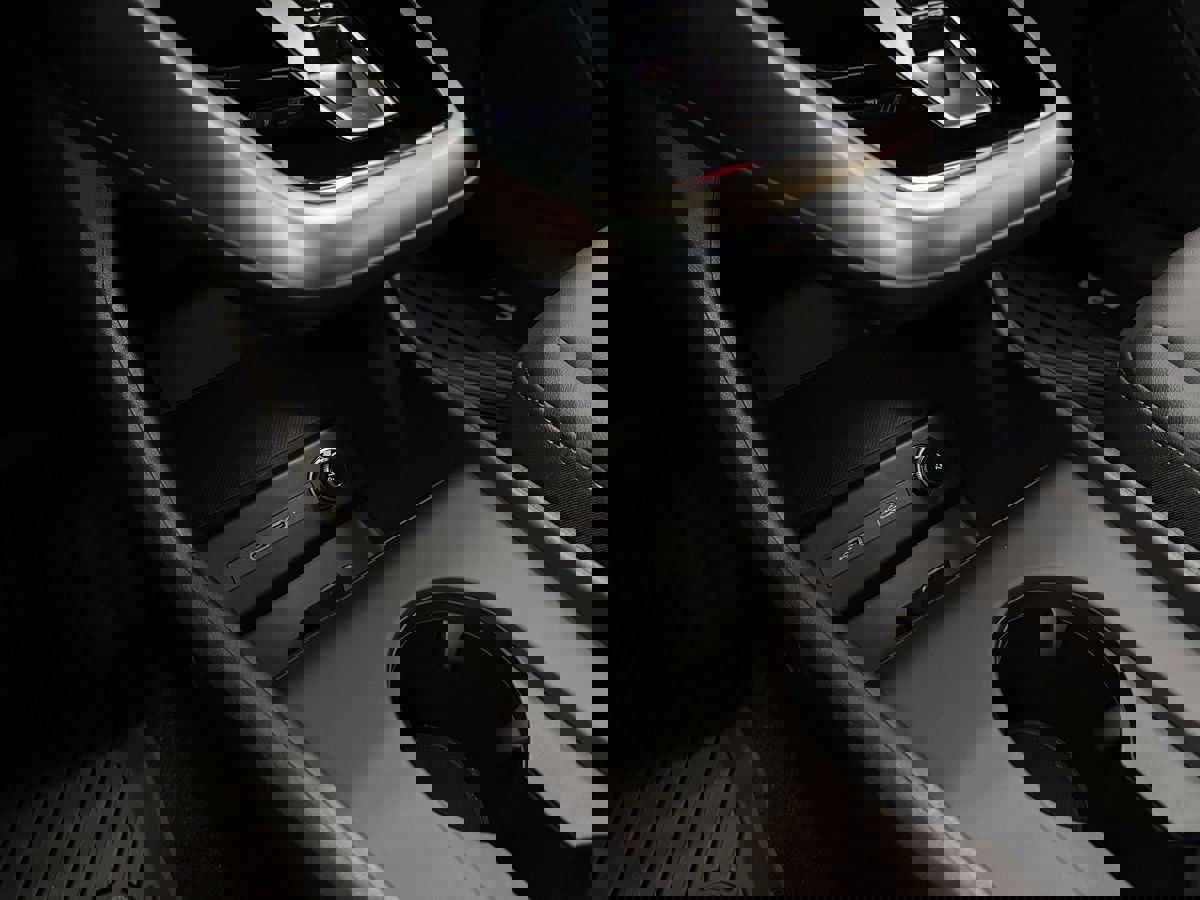 Used 2024 Audi Q4 e-tron Premium Plus w/ Premium Plus image 37