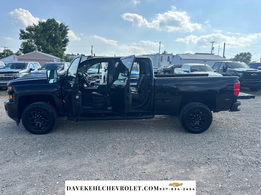 Used 2019 Chevrolet Silverado 2500 LTZ w/ Duramax Plus Package AWD/4WD image 33