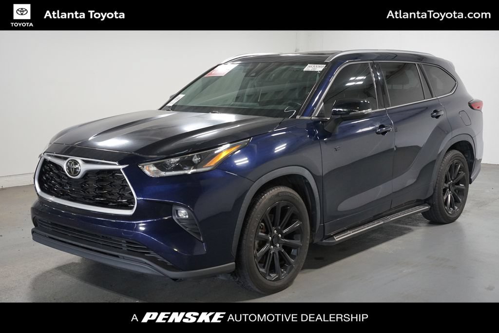 Used 2021 Toyota Highlander XLE