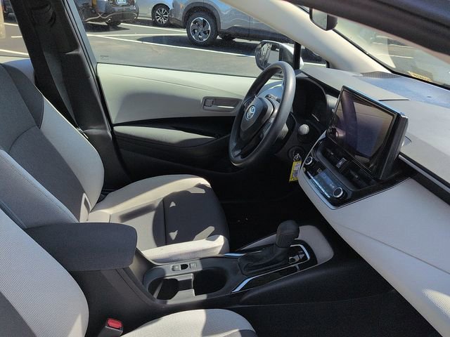 Certified 2026 Toyota Corolla LE FWD image 10