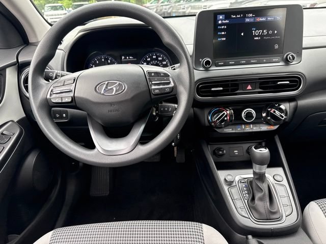 Used 2023 Hyundai Kona SE w/ Cargo Package AWD/4WD image 21