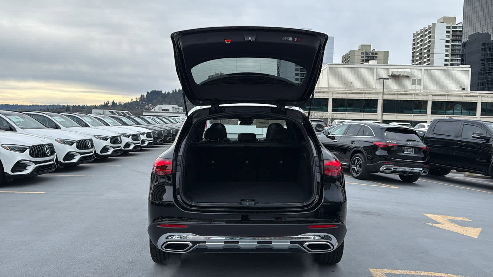 New 2026 Mercedes-Benz GLC 300 4MATIC image 8