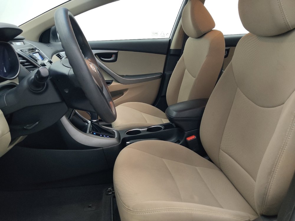 Used 2015 Hyundai Elantra SE FWD image 17