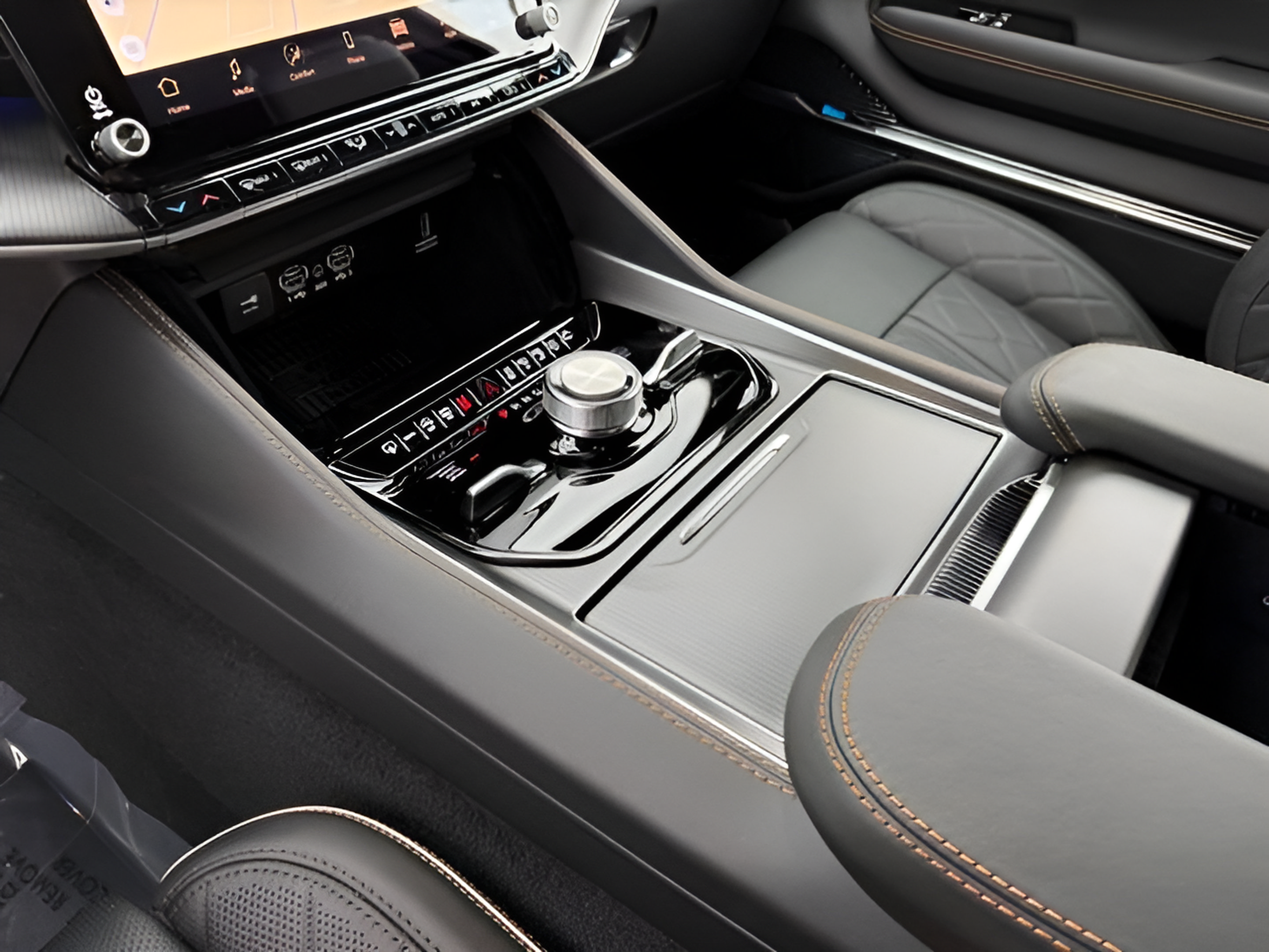 New 2026 Jeep Grand Wagoneer L Summit AWD/4WD image 27