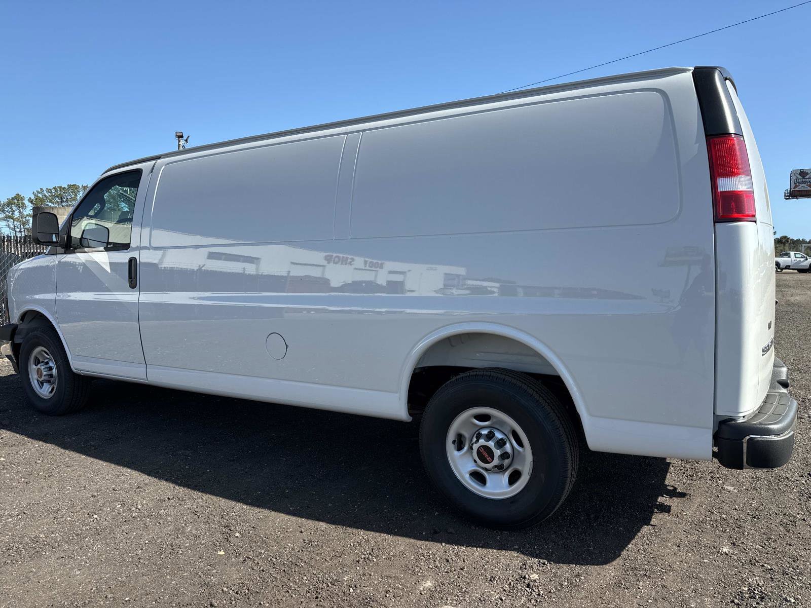 New 2026 GMC Savana 2500 Extended w/ Driver Convenience Package image 5