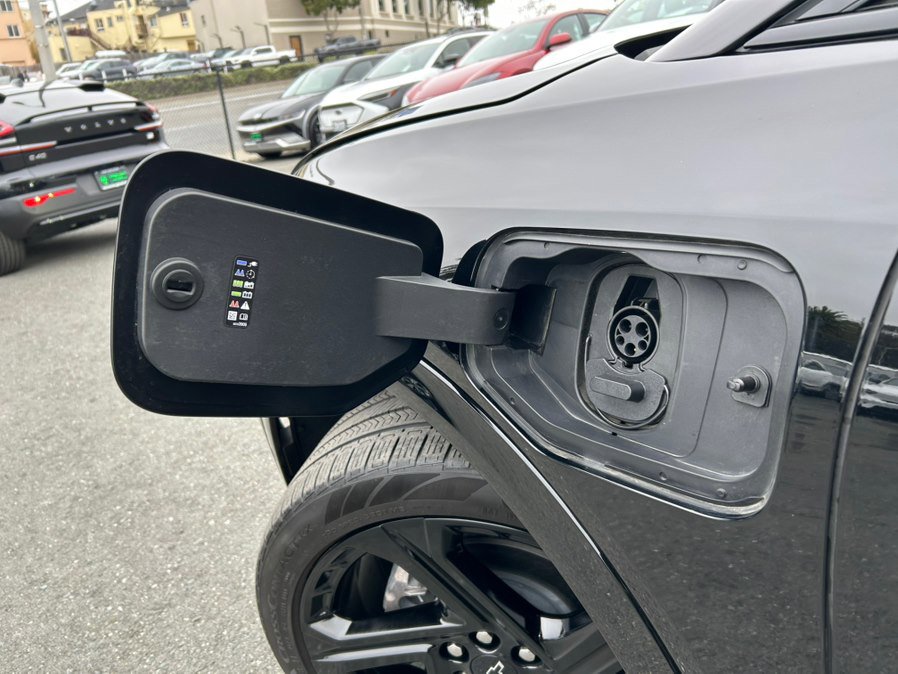 Used 2024 Chevrolet Equinox EV RS image 76