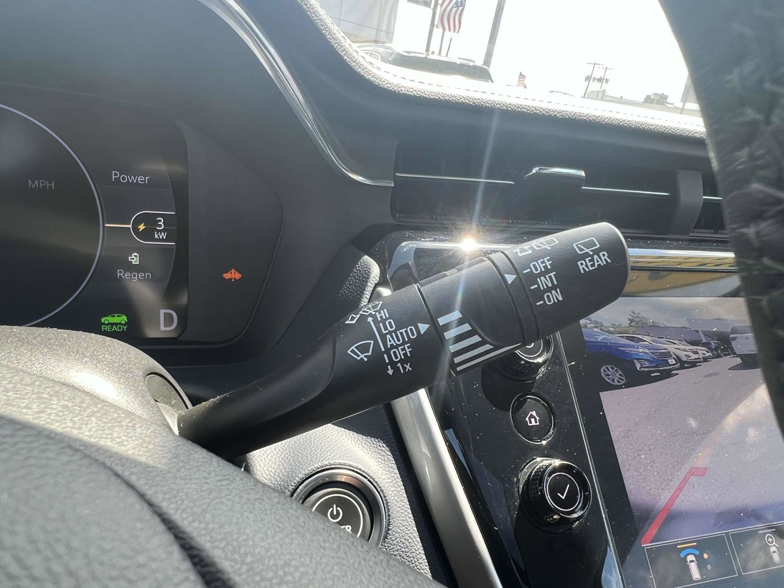 Certified 2022 Chevrolet Bolt EUV Premier w/ Sun & Sound Package image 33