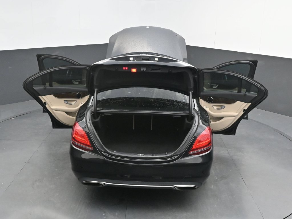Used 2019 Mercedes-Benz C 300 Sedan image 51