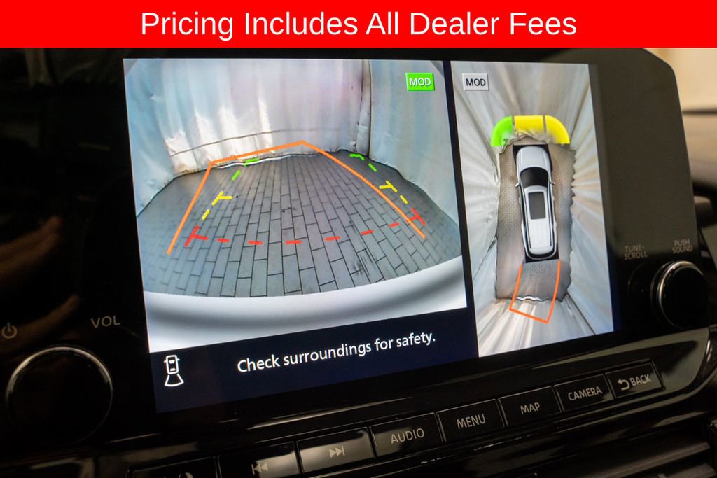 Used 2024 Nissan Pathfinder SL w/ SL Premium Package FWD image 17